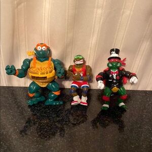 Vintage Teenage Mutant Ninja Turtles Action Figures